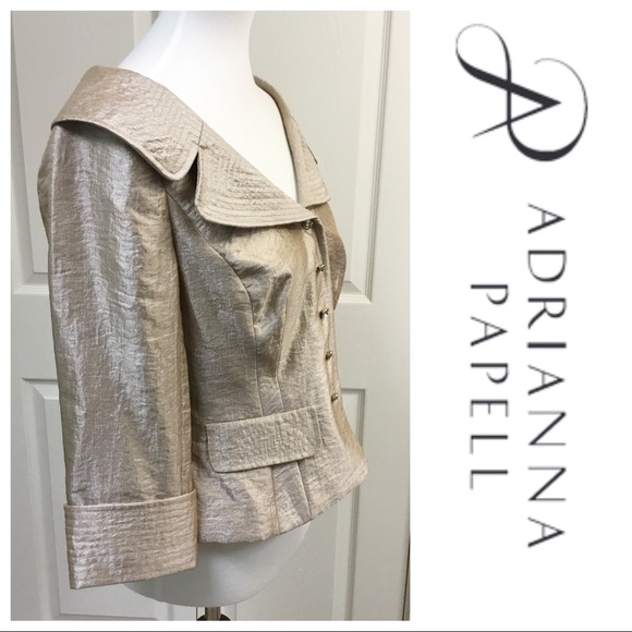 Adrianna Papell Tops - ❗️⭐️GORGEOUS GOLD DESIGNER PAPELL JACKET❤️